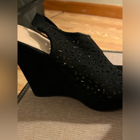 Chinese Laundry platform wedge heels - Picture 6 of 7